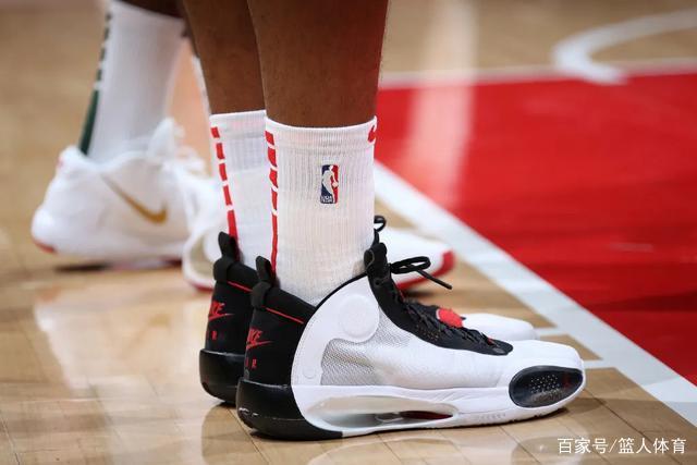 戈麦斯会与红牛集团续约3年，未来将与克洛普共事